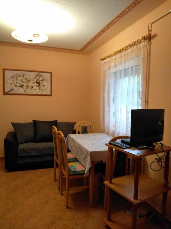 Zsuzsi Apartman Zalakaros Ngoại thất bức ảnh